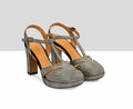 Women's leather shoe with a high heel. Bimba