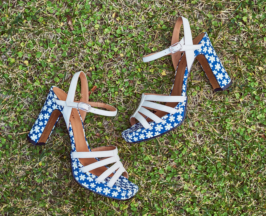 Sandalia de mujer en piel con tacón alto. Florinda