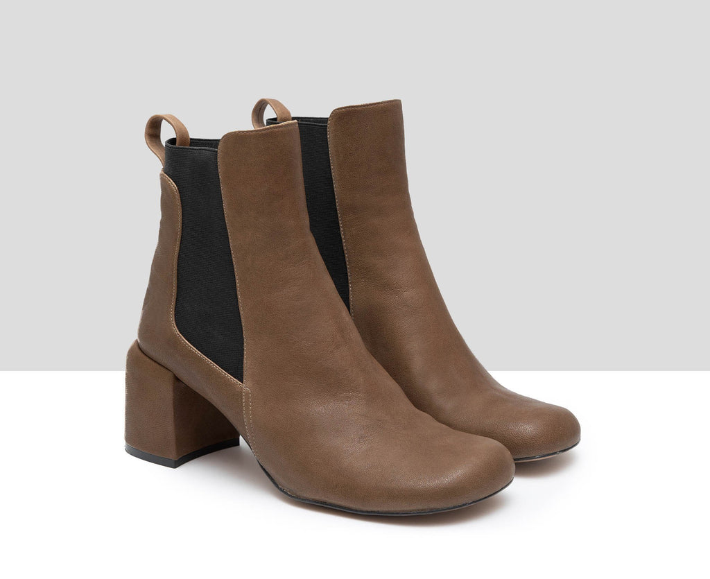 Women's leather ankle boot with a mid-heel. Gaia