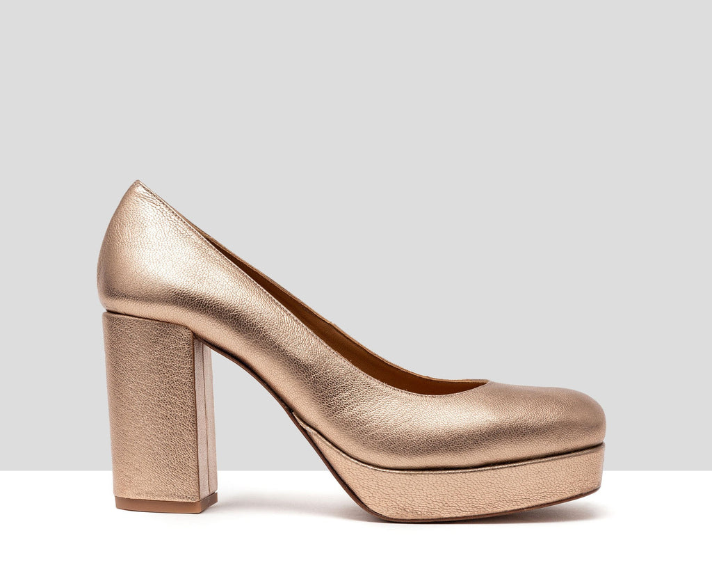 Scarpa da donna in pelle con tacco alto. Hermila