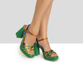 Sandalo da donna in pelle con tacco alto. Hong