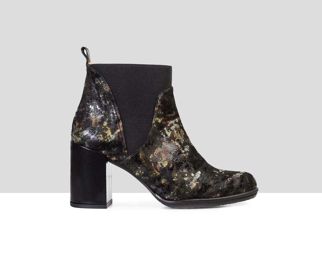 Botín de mujer en piel con tacón alto. Tikva