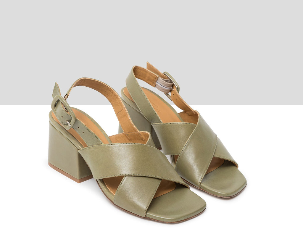 Women's leather sandal with a mid-heel. Jacobi