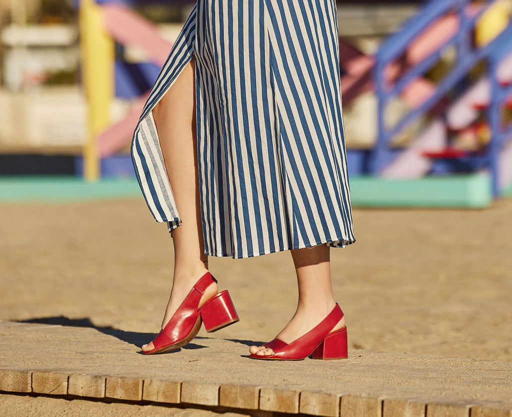 Women's leather sandal with a medium heel. Julia