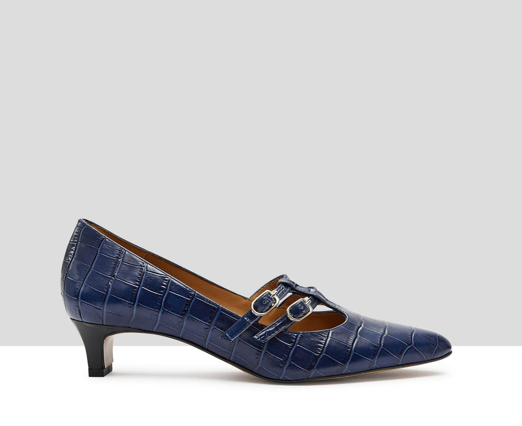 Zapato de mujer en piel con tacón bajo. Kalia