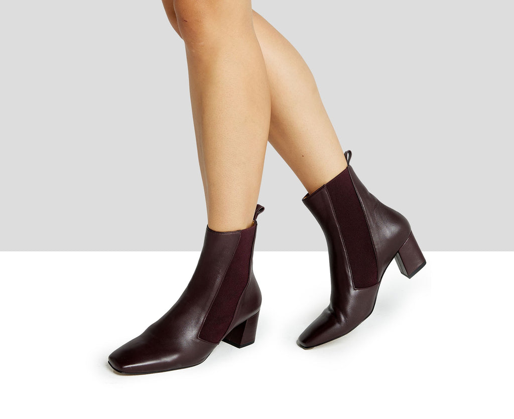 Botín de mujer en piel con tacón medio. Kyria