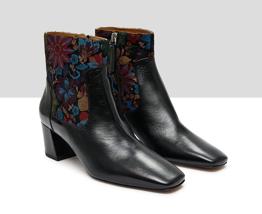 Stivaletti da donna in pelle con tacco medio. Kenza