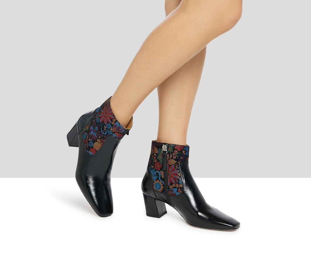 Stivaletti da donna in pelle con tacco medio. Kenza