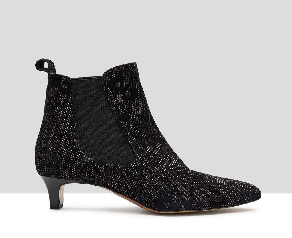 Botín de mujer en piel con tacón bajo. Keira