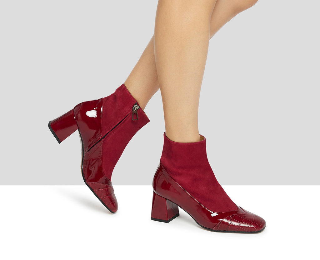 Botín de mujer en piel con tacón medio. Kiba