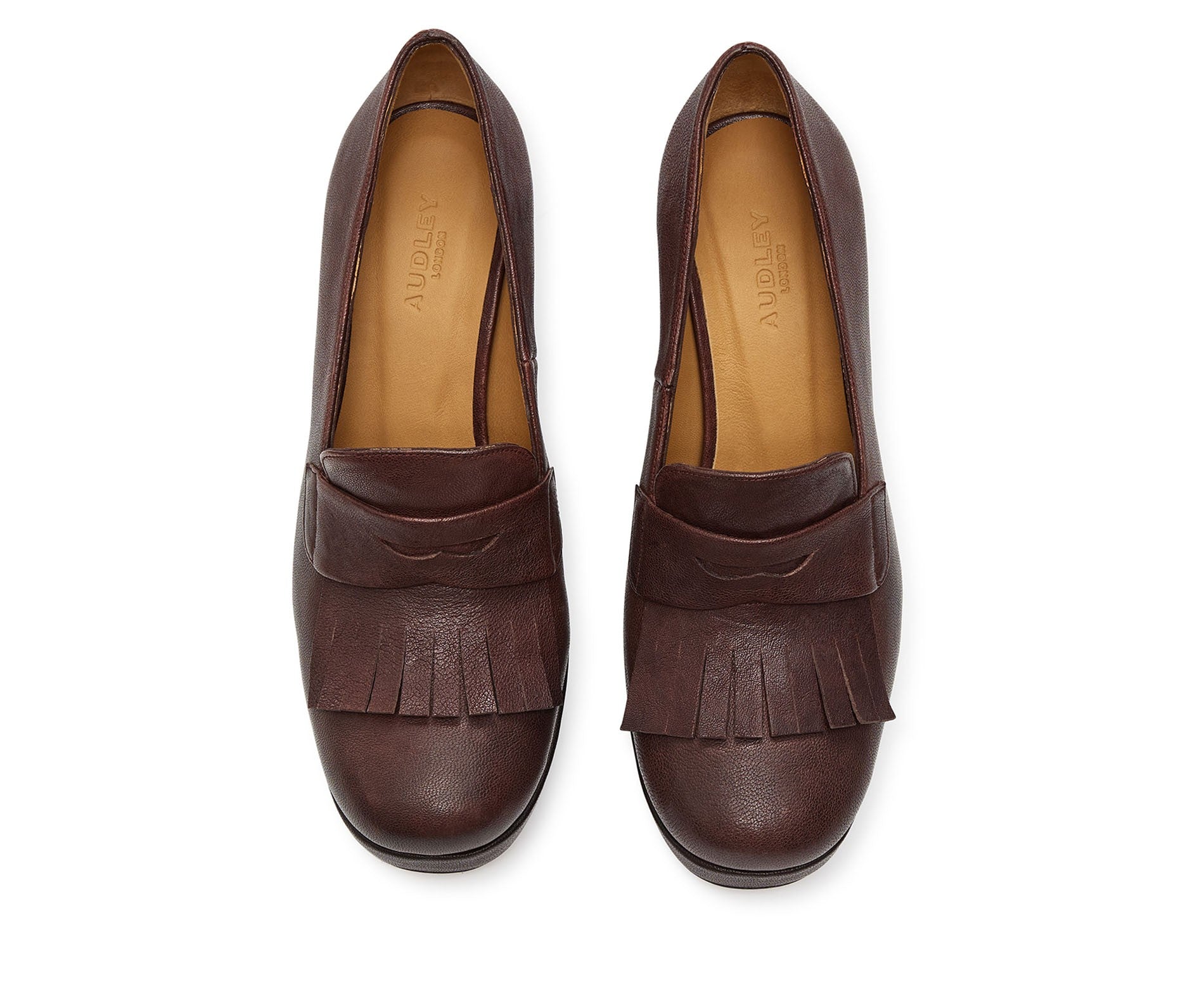 Zapato de mujer en piel con tacón alto. Ianira