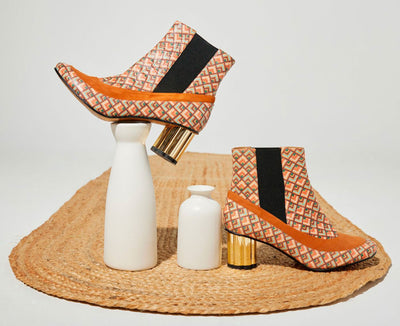 Women's leather ankle boots with a mid-heel. Konnie