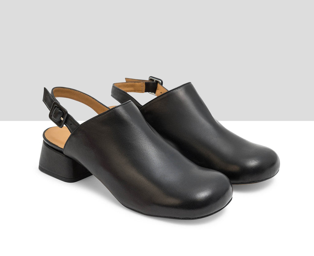 Zapato de mujer en piel con tacón bajo. Litzy