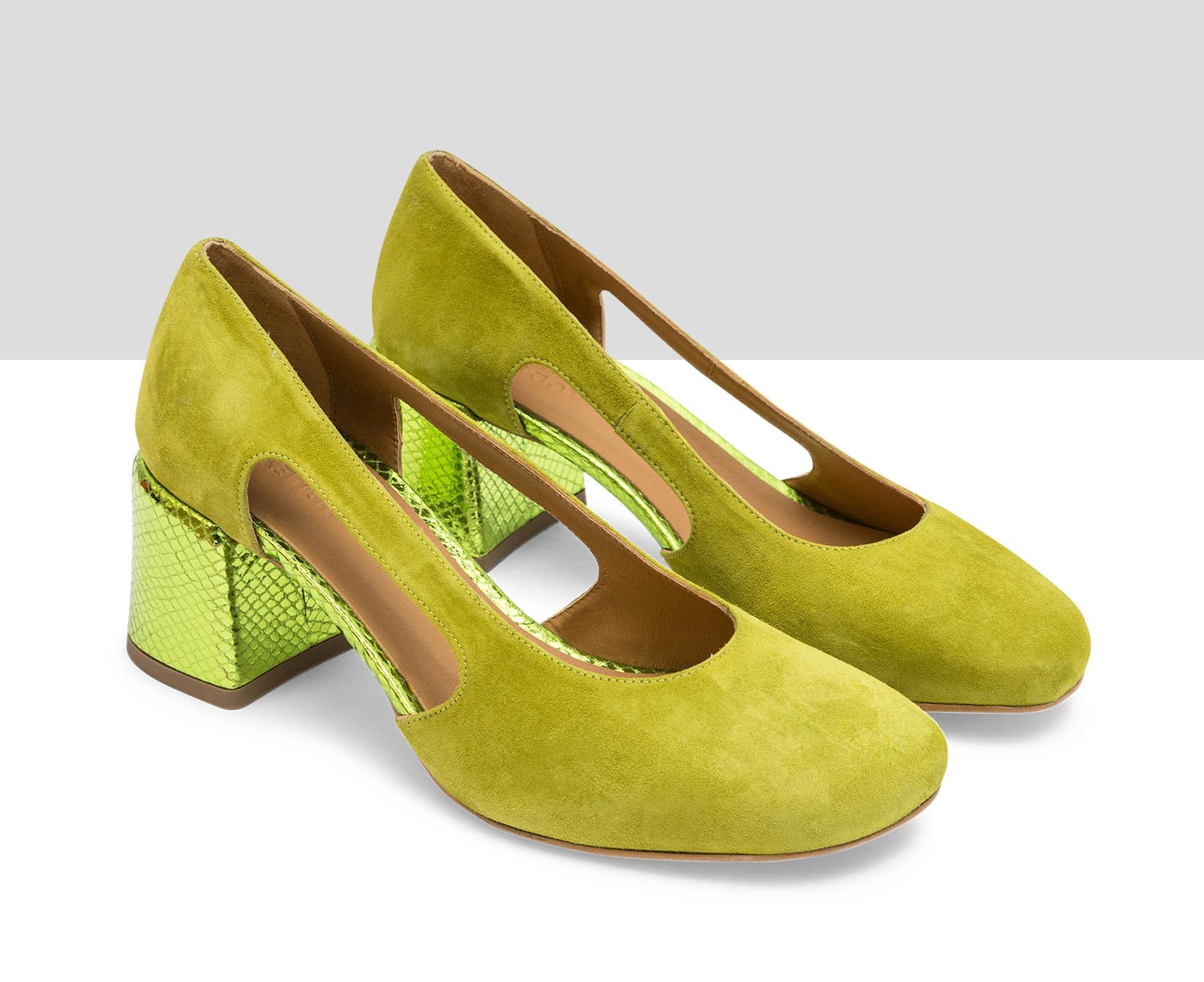 Scarpa da donna in pelle con tacco medio. Lindy