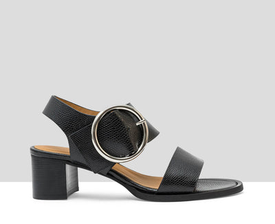 Sandalo da donna in pelle con tacco medio. Lulu