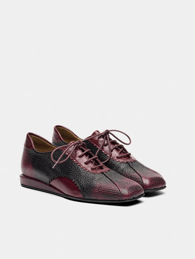 Zapato de mujer en piel con tacón bajo. Milan