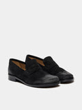 Women's leather shoe with a low heel. Melia