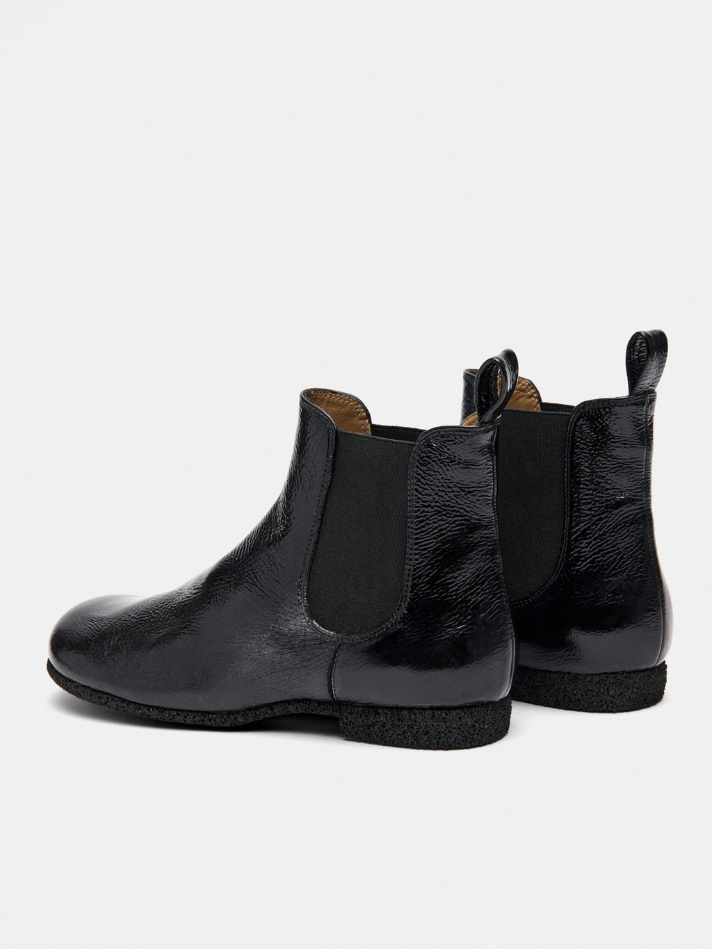 Botín de mujer en piel con tacón bajo. Maggie