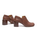 Zapato de mujer en piel con tacón medio. Galilea