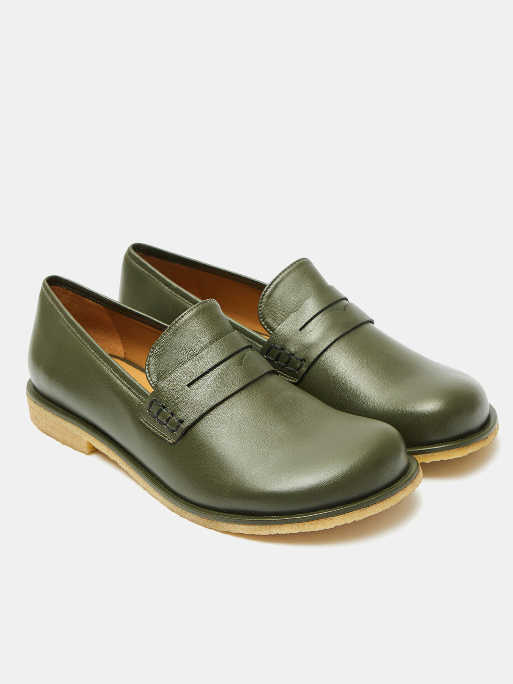 Scarpa da donna in pelle con tacco basso. Mavi
