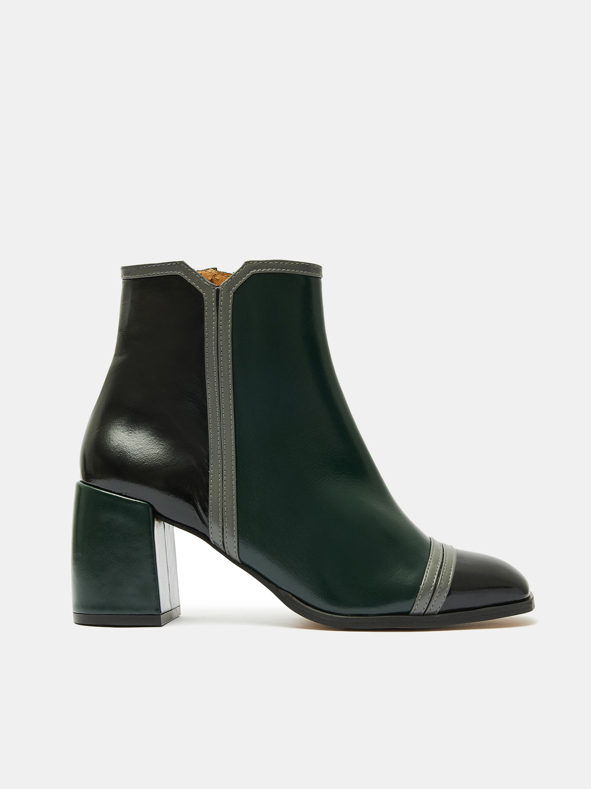 Women's leather ankle boots with a mid-heel. Miho
