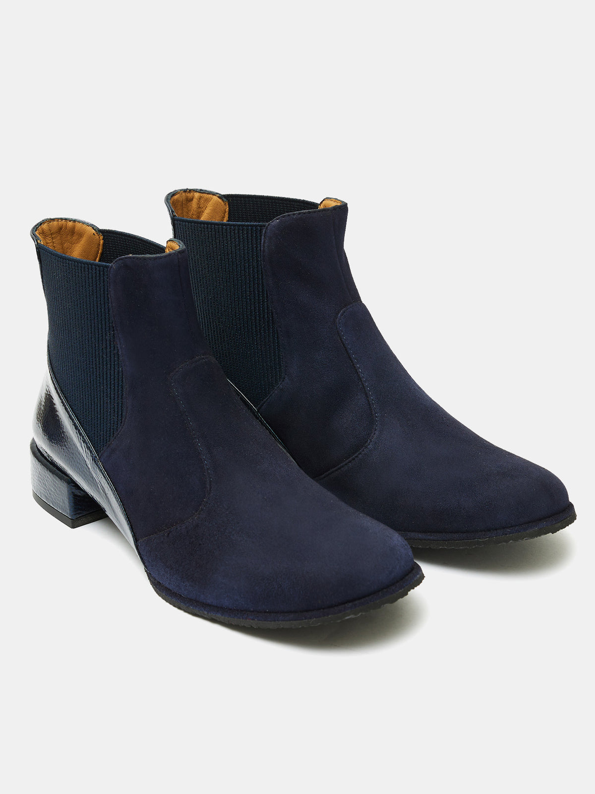 Stivaletti da donna in pelle con tacco medio. Miho