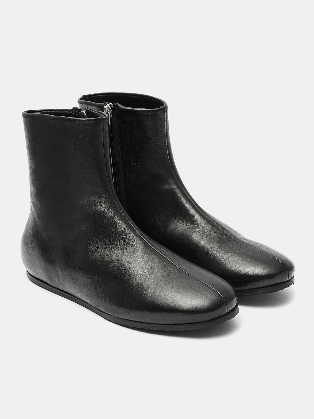 Women's leather ankle boots with a mid-heel. Miho