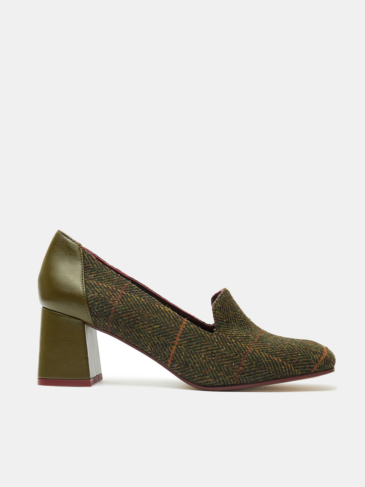 Scarpa da donna in pelle con tacco medio. Milly