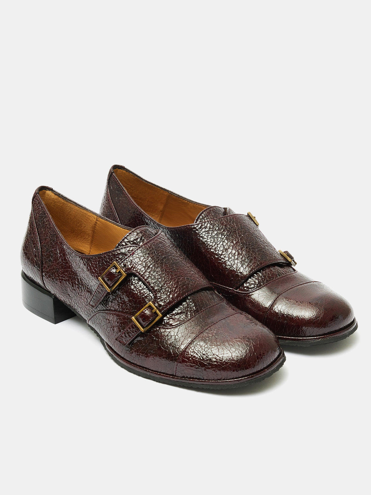 Scarpa da donna in pelle con tacco basso. Onella