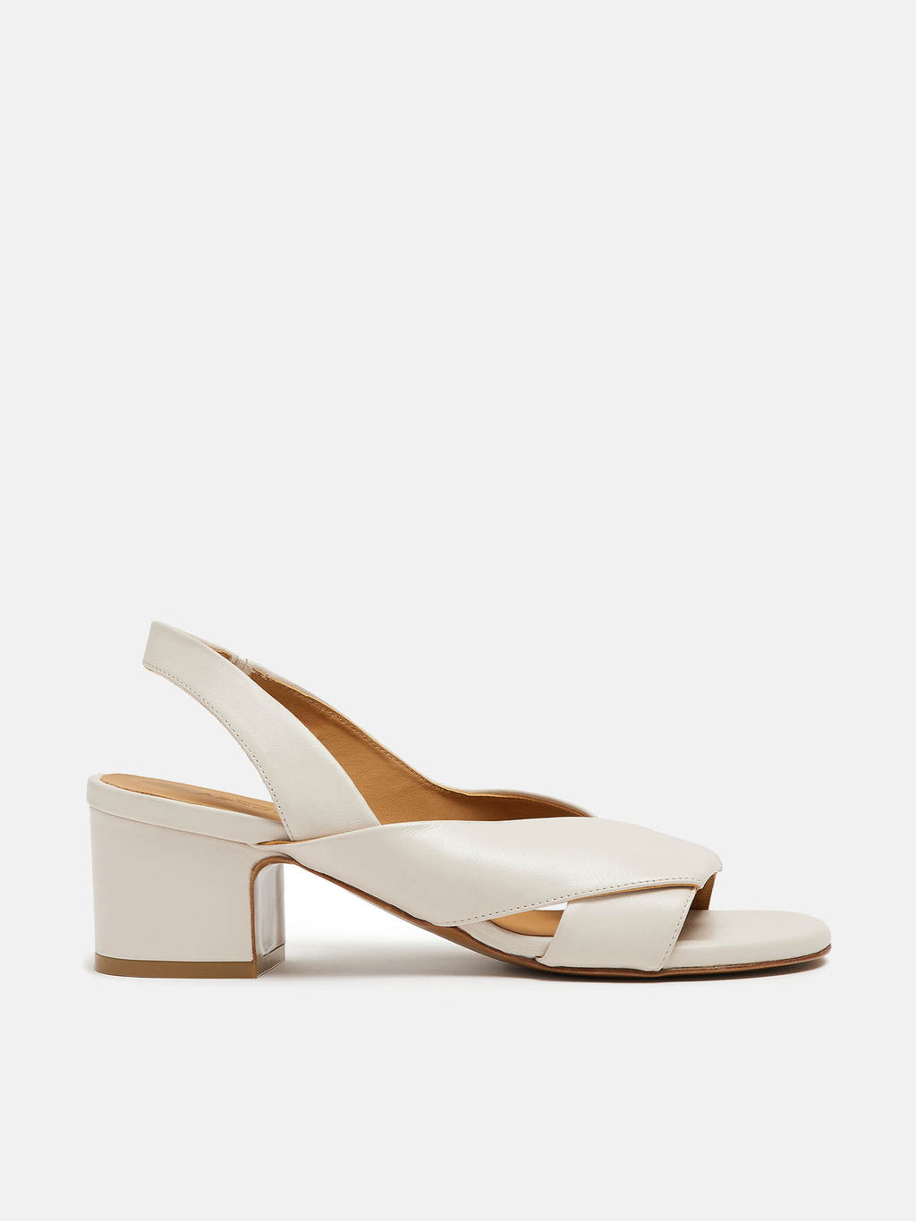 Sandalo da donna in pelle con tacco basso. Nines