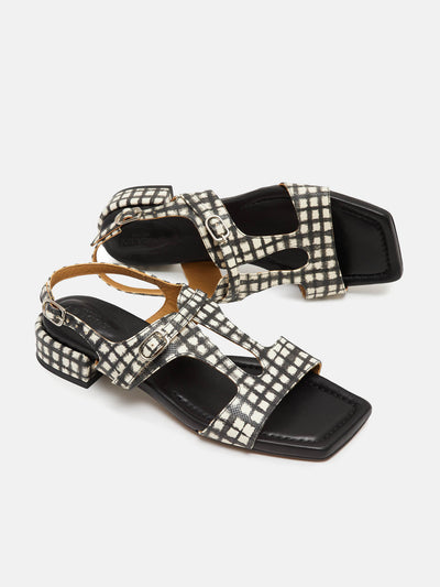 Women's leather sandal with low heel. Nabila