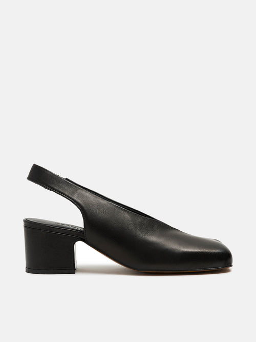 Scarpa da donna in pelle con tacco medio. Nataly