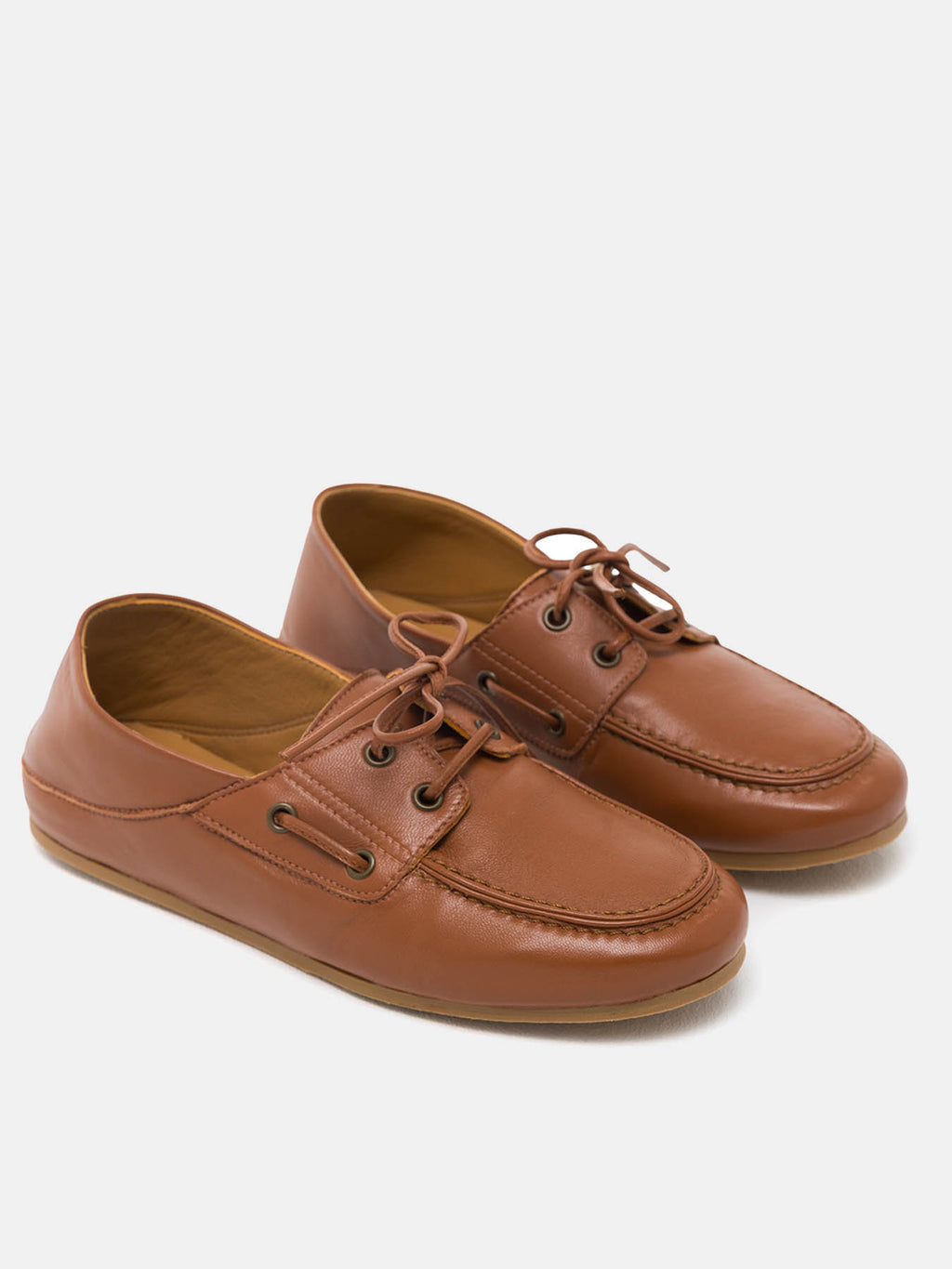 Scarpa da donna in pelle con tacco basso. Norabel
