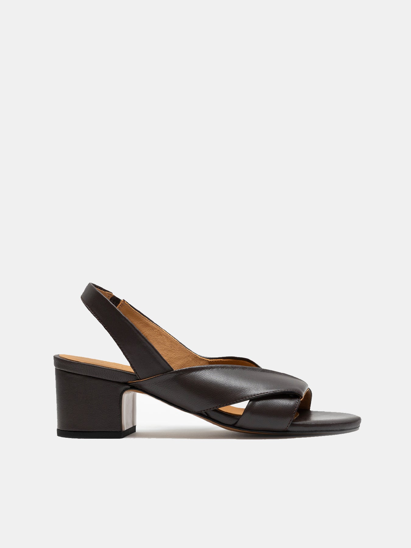 Sandali da donna in pelle con tacco basso. Norisbel