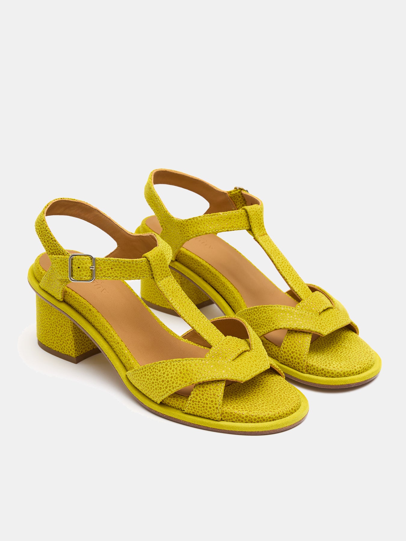Women's leather sandal with a medium heel. Liberty