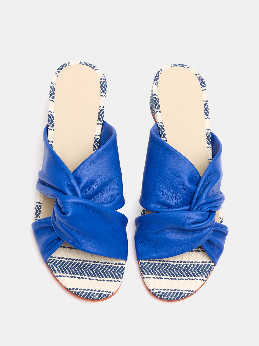 Women's leather low-heeled sandals. Navy