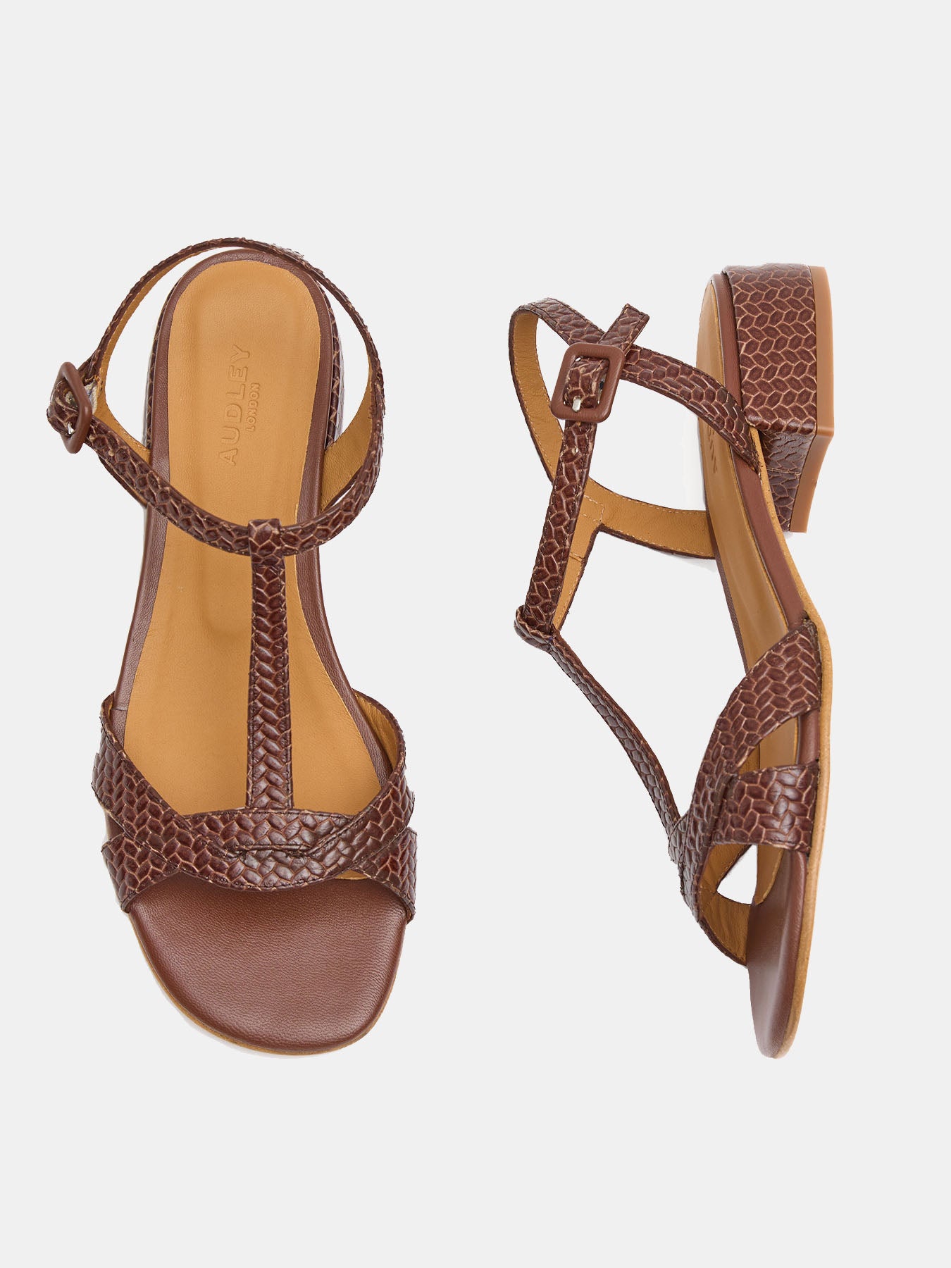 Women's leather low-heel sandals. Leny