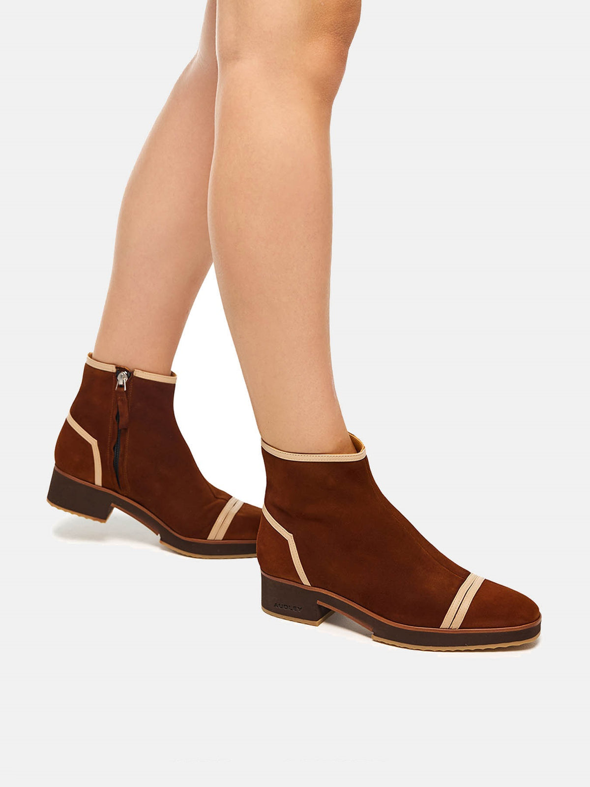 Women's leather ankle boots with a mid-heel. Orsini