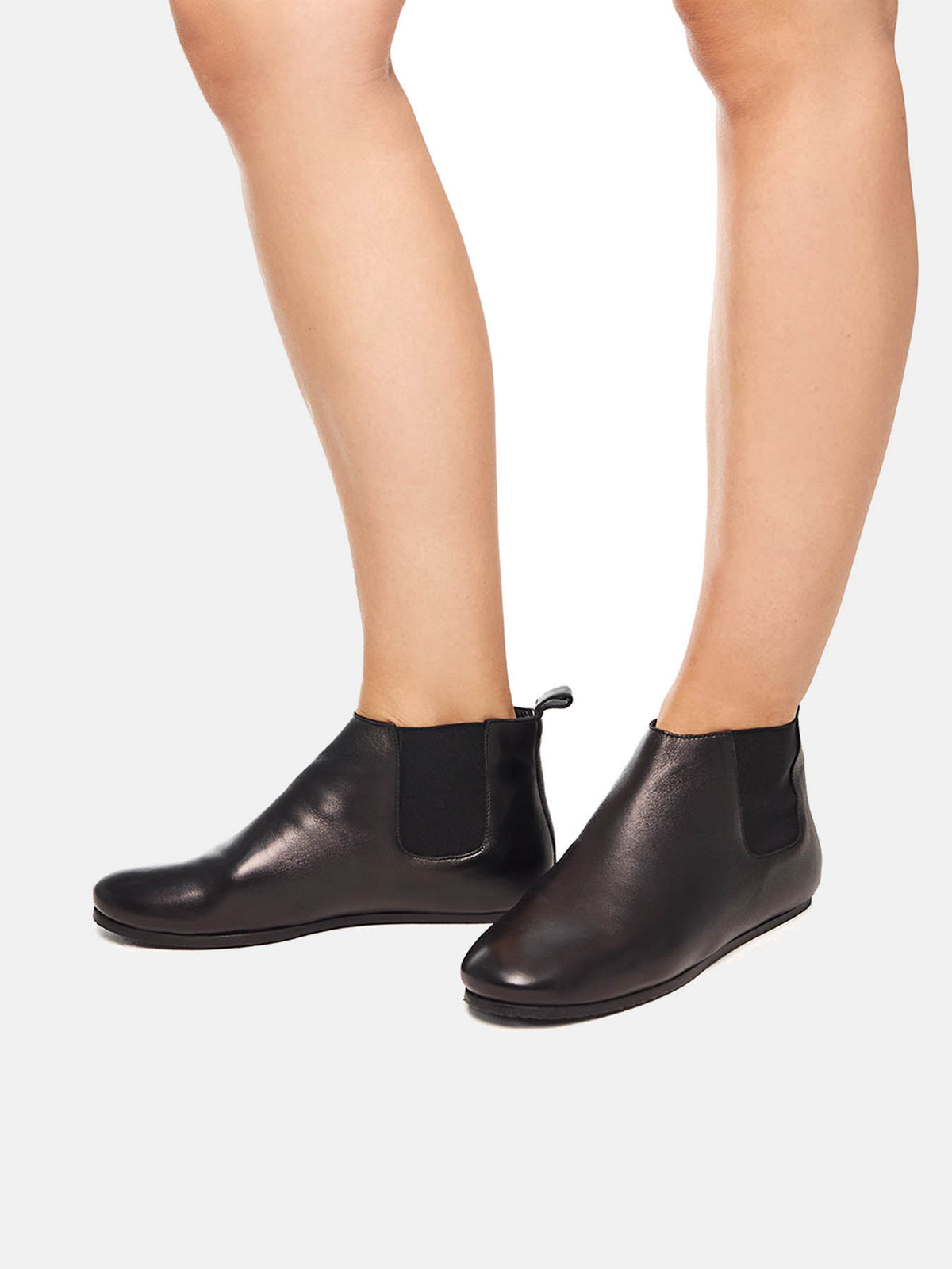 Women's leather ankle boots with a mid-heel. Miho