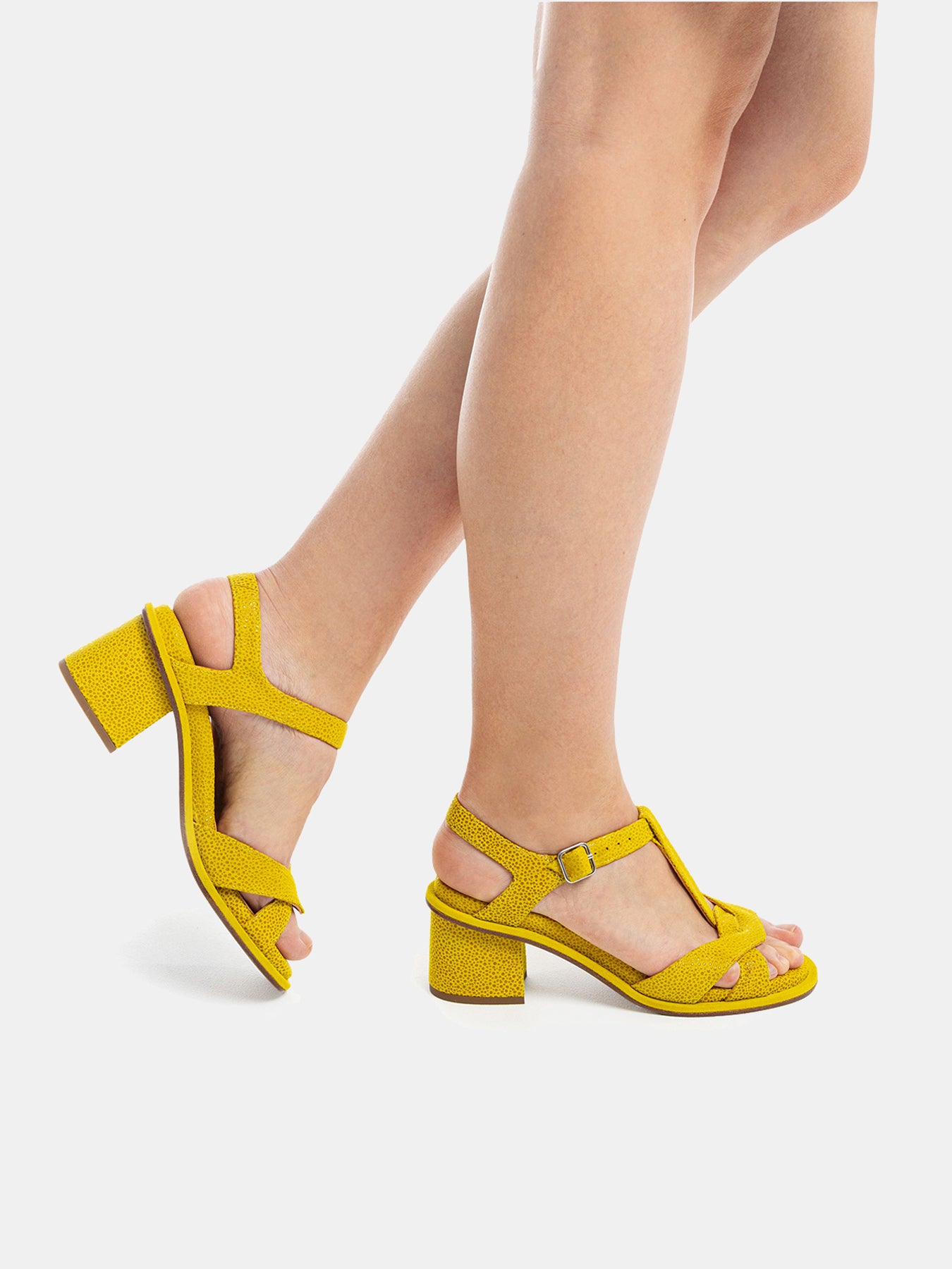 Sandalo da donna in pelle con tacco medio. Liberty