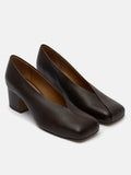 Zapato de mujer en piel con tacón medio. Othalia