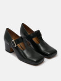 Women's leather shoe with a medium heel. Ozara