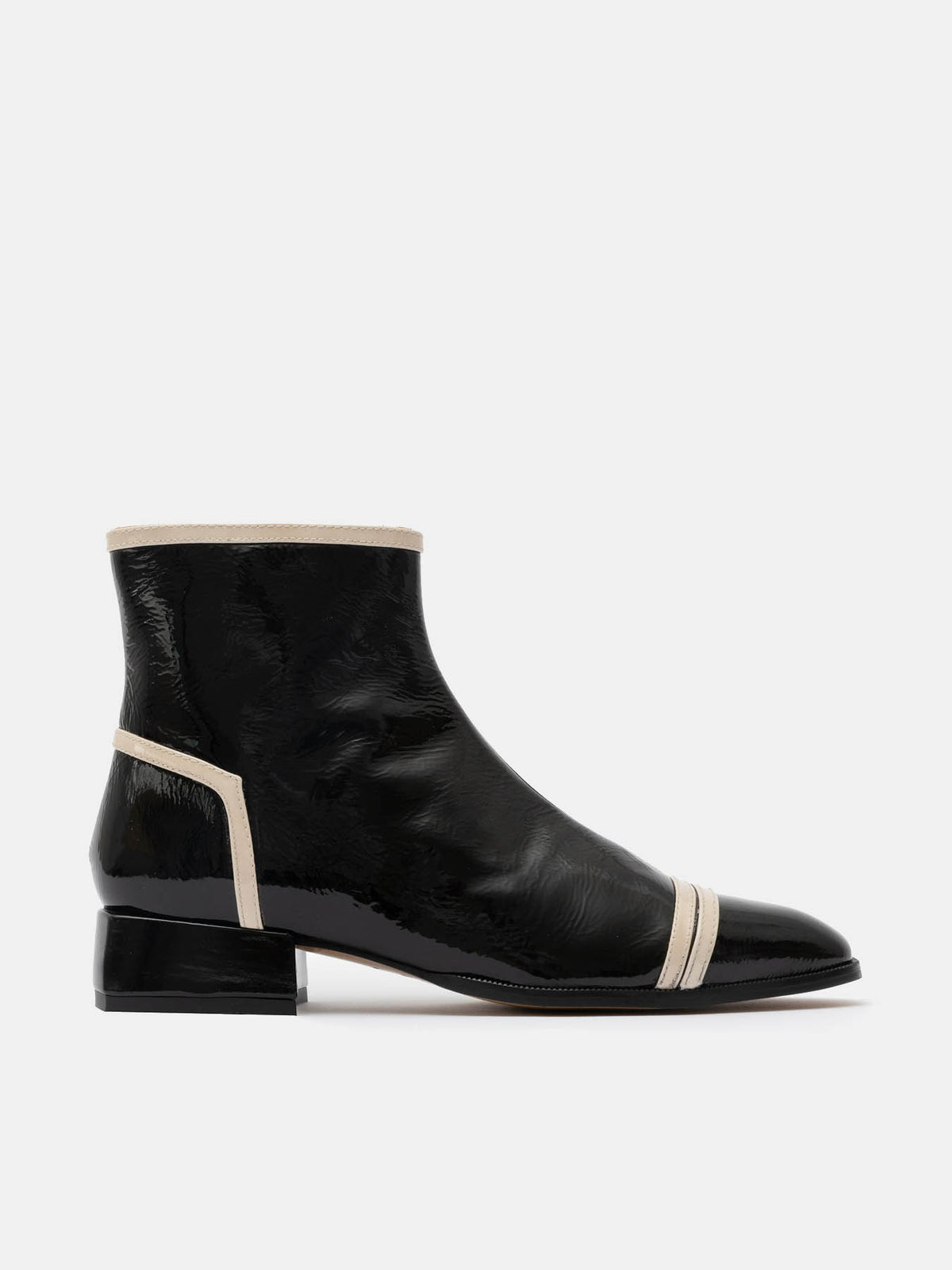 Stivaletti da donna in pelle con tacco medio. Oneill