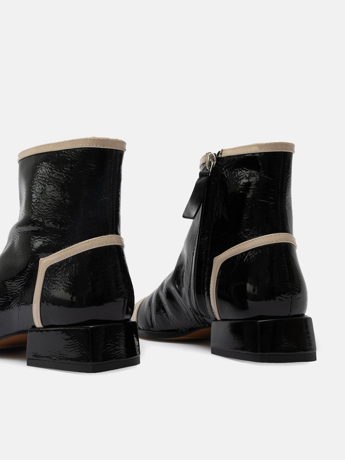 Stivaletti da donna in pelle con tacco medio. Oneill